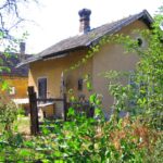 Hencse-Hedrehely: a kőkúti úti átjáró őrháza a mrh. mellett (2007.08.01.)