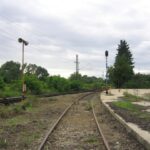 Kanizsa felé nézve a Zákány Gyékényes felőli szélén található csonkavágány sínszálai közül