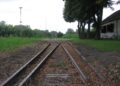 Használhatatlan váltó a Nagykanizsa felőli oldalon: balra a fővonal, jobbra egy csonkavágány