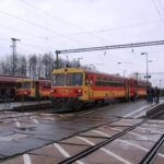 Az induló nagyatádi és keszthelyi személyvonat Somogyszobon. A keszthelyi vonat szerelvénye később az utolsó Keszthelyről Somogyszobra közlekedő vonatot alkotta