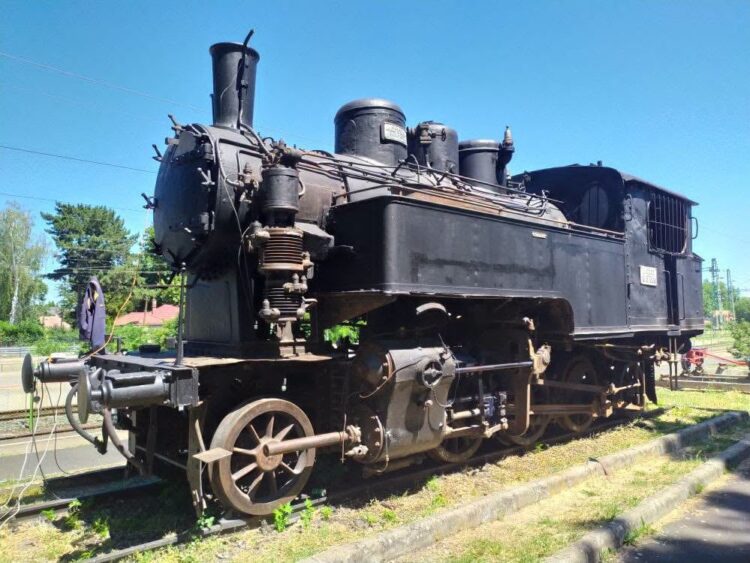 376